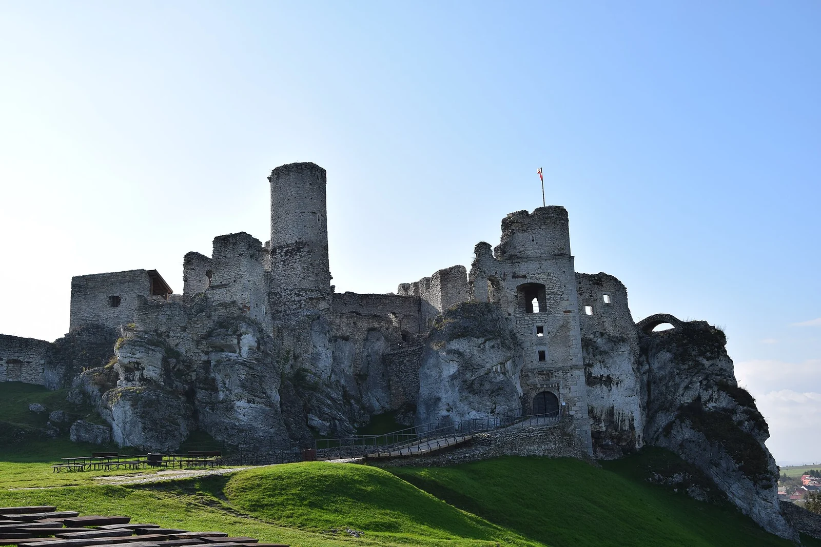 Zamek Ogrodzieniec – jak zaplanować wycieczkę z Będzina